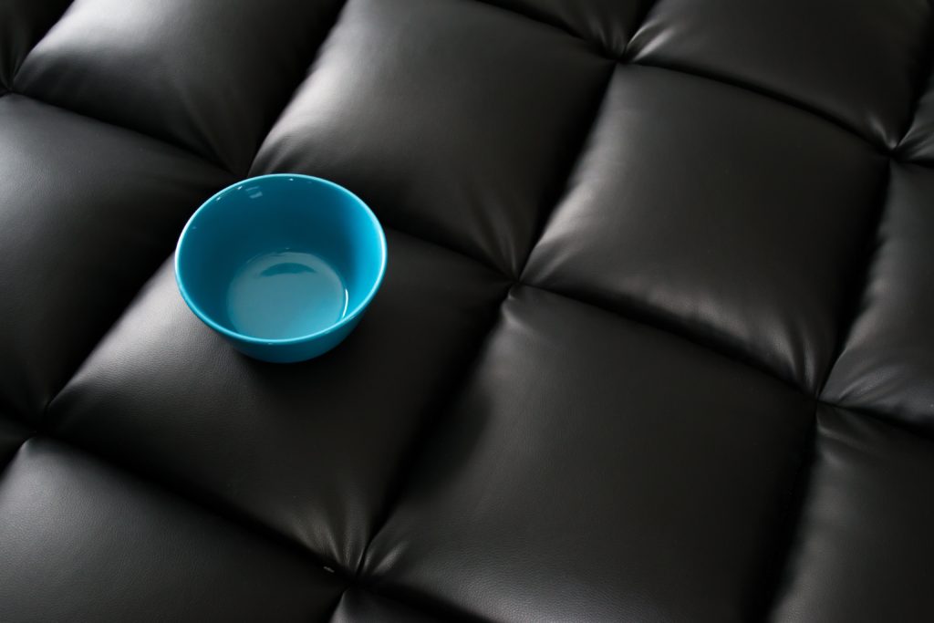 black-background-blue-bowl-922337