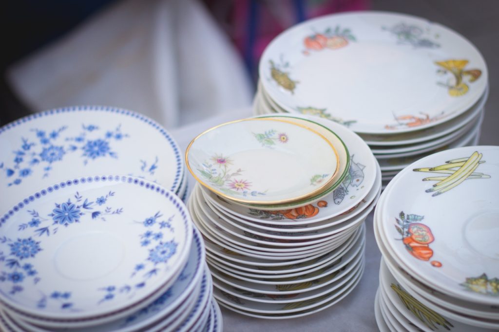 porcelain_plates